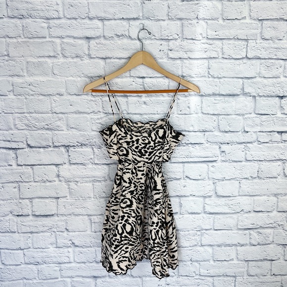 ASOS DESIGN Leopard Scalloped Hem Cutout Mini Dress - Picture 4 of 10